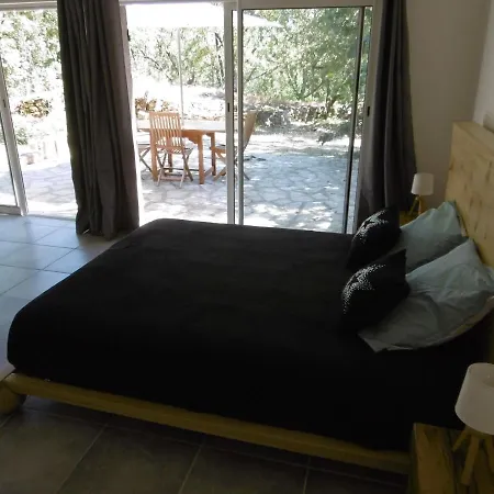 Pied A Terre Au Coeur Du Luberon, Provence * Viens